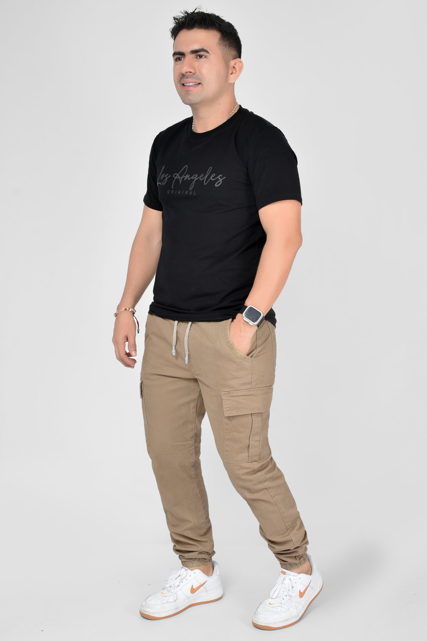 JOGGER CABALLERO CAQUI VERDOSO - REF 40022